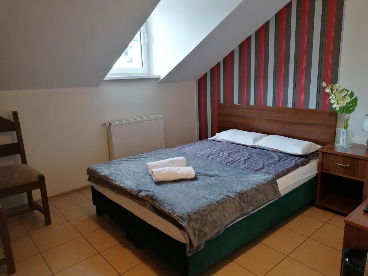 Hotel Pensjonat Telimena Zwierzyniec Esterno foto