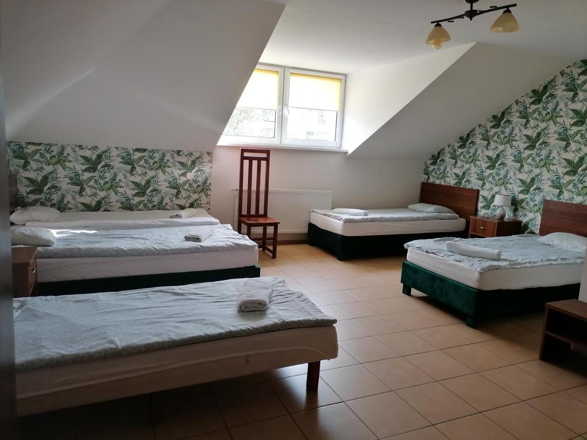 Hotel Pensjonat Telimena Zwierzyniec Esterno foto