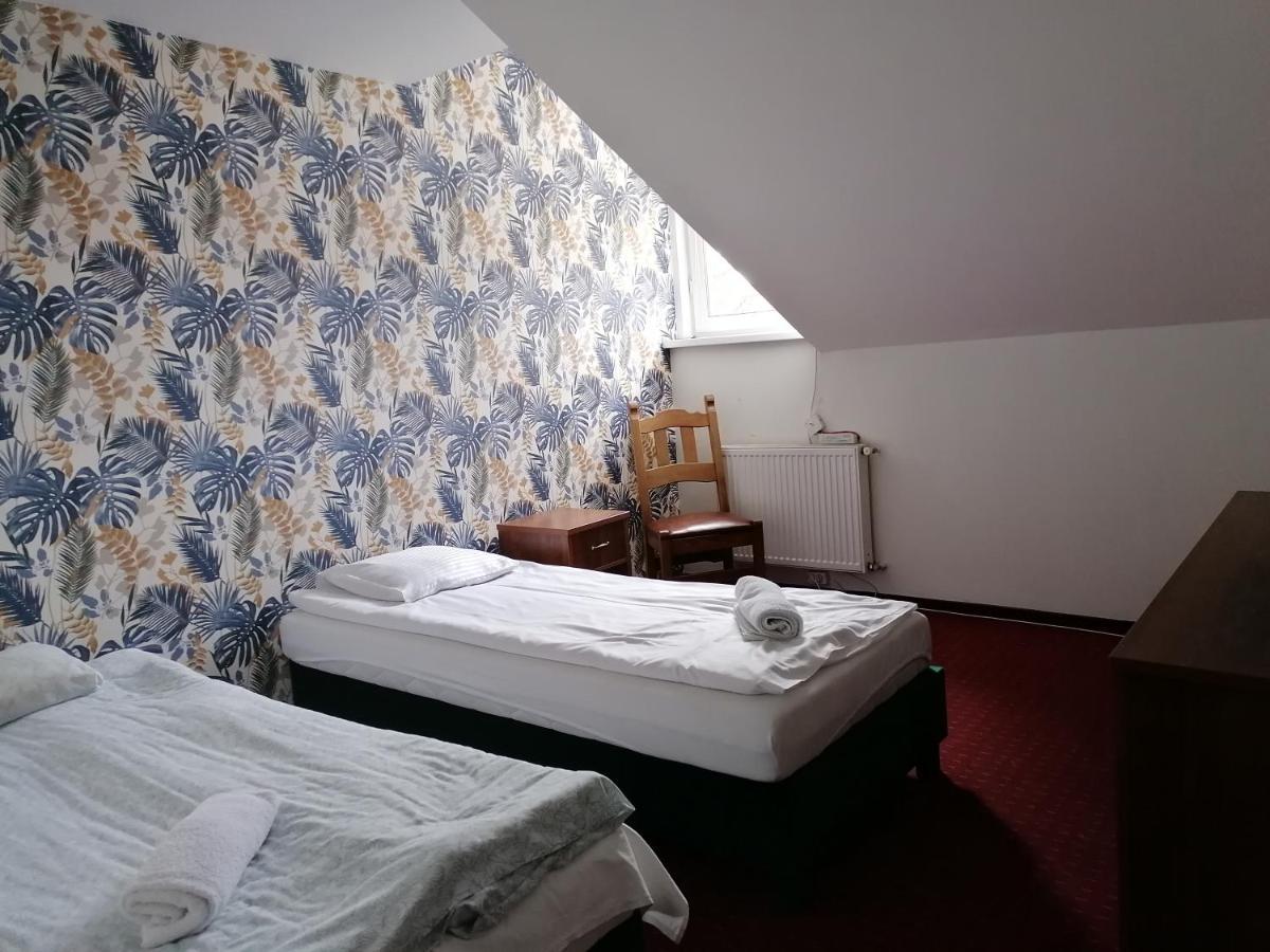 Hotel Pensjonat Telimena Zwierzyniec Esterno foto