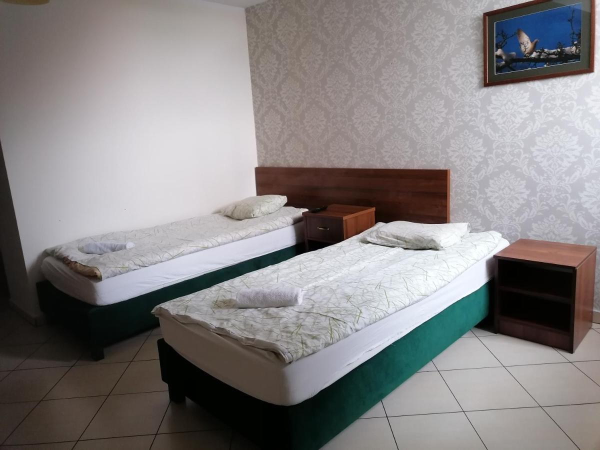 Hotel Pensjonat Telimena Zwierzyniec Esterno foto